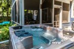 Hot tub off the Patio, Open all year 